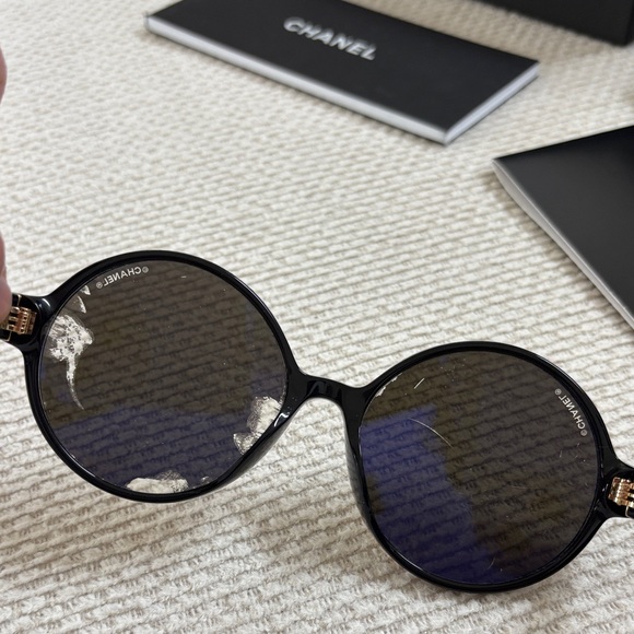 CHANEL Black and Gold Sunglasses with Case - Picture 7 of 12